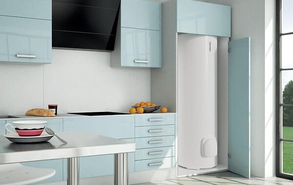 ATLANTIC - Chauffe-eau électrique Chaufféo Plus vertical sur socle Atlantic - 300L - 3000W - 1780x645x575 mm - large