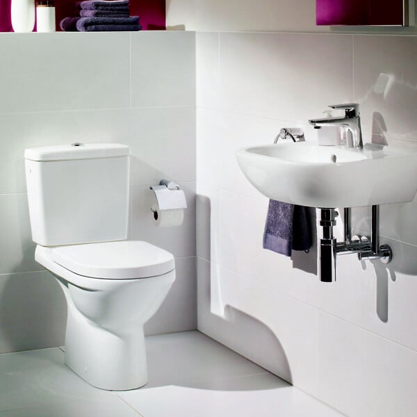 VILLEROY ET BOCH - WC à poser sans bride sortie horizontale O.novo Directflush avec abattant frein de chute + nettoyant - large