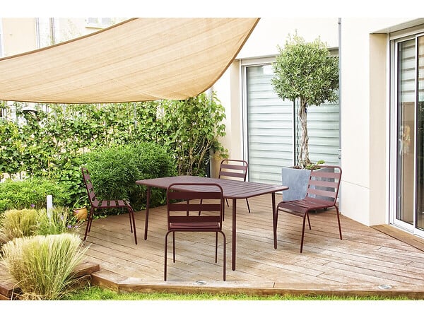 HABITAT ET JARDIN - Table jardin en métal "Bilbao" - 150 x 90 x 71 cm - Terracotta - large