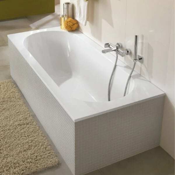 VILLEROY ET BOCH - Villeroy & Boch Oberon 170 x 75 cm Baignoire gauche et droite ovale en Quaryl® , avec pieds, blanc (BQ170OBE2V-01) - large