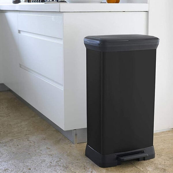 CURVER - Deco bin 50L Poubelle à pédale, 39 x 29 x 73 cm, Noir (187178) - large