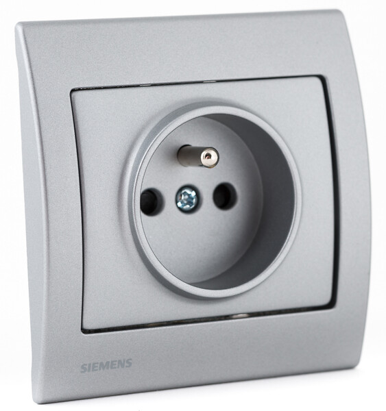 SIEMENS - SIEMENS Lot de 5 prises 2P+T Silver Delta Iris avec plaques Basic Silver - large