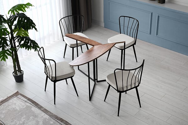 HABITAT ET JARDIN - Table à manger en bois "Yaprak" - 100 x 100 x 72 cm - Pin atlantique - large