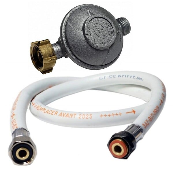 MEVA - Rechaud gaz fonte véritable 9.8 KW 4 pieds 3 robinets + Tuyau gaz 1.50m et Détendeur Butane - large