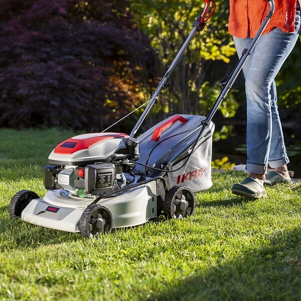 IKRA - Tondeuse à gazon autotractée 1000m2 - 3,5CV 145Cm3 Coupe 41.8cm Mulching Moteur 4T Bac 40L IKRA - large