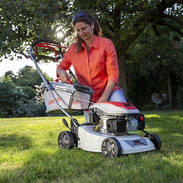 IKRA - Tondeuse à gazon autotractée 1000m2 - 3,5CV 145Cm3 Coupe 41.8cm Mulching Moteur 4T Bac 40L IKRA - large