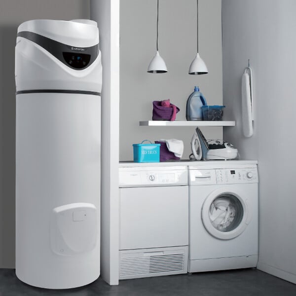 ARISTON - Chauffe eau thermodynamique Monobloc Nuos Primo HC A+ Ariston Air Ambiant / Air Extérieur 244 L - large