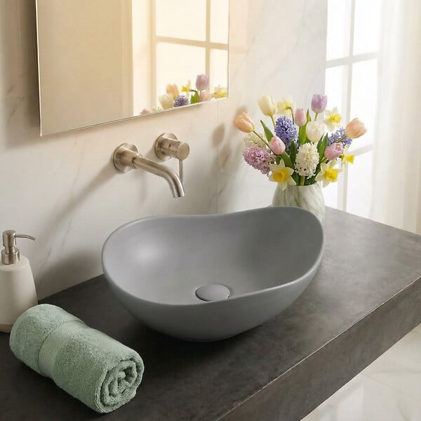 CERAMIA - Vasque à poser design asymétrique 50,5 x 38 x 19 cm sans trop-plein gris mat PixL (CEPX5038GRM) - large