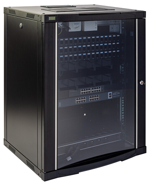 BATILEC - Pack Baie 19'' - 48 RJ45 Cat6A + Switch 16 Ports Gigabit + 16 Ports POE et 2 uplink : Solution réseau complète pour locaux <300 m²-BATILEC - large