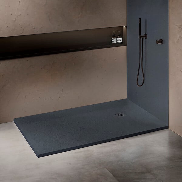U-TILE - Receveur résine 150 x 100 cm gris granit effet granit - grille carrée excentrée - large