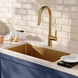 CERAMIA - Timeless 68x45x21 cm évier sous plan en inox 304 + mitigeur inox avec douchette extractible, or brossé (TMLKSU-6845BG-M2) - vignette