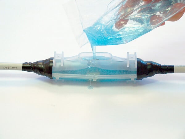 RAYTECH - Klauke Boîte de jonction IP68 Magic Joint 4 – Gel à réticulation rapide, jusqu'à 1 kV - large