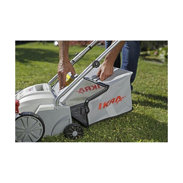 IKRA - Scarificateur à gazon électrique 1500W, 32cm - Aérateur de pelouse 2en1 scarification & émoussage, bac 30L Entretien gazon IKRA - large