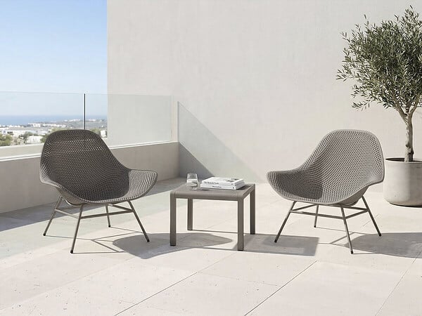 HABITAT ET JARDIN - Lot de 2 fauteuils de jardin avec table basse "Soléna" - Taupe - large