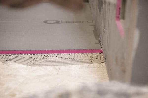 Q-BOARD - Panneau à carreler hydrofuge - Gris - L.260xl.60xEp.1cm - large