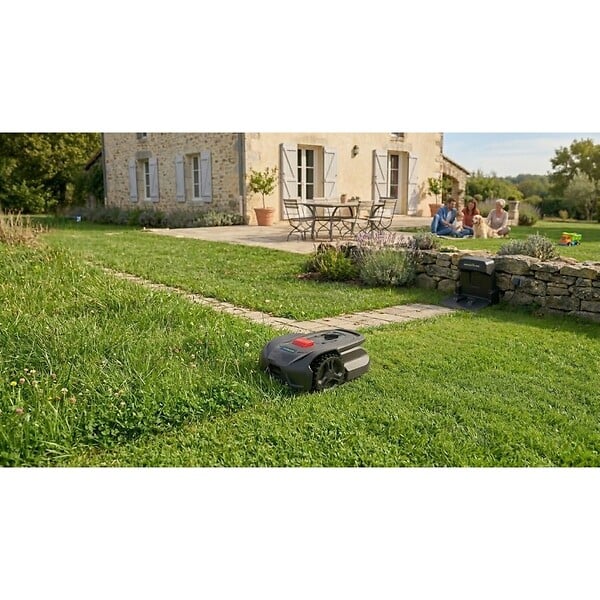 GOODYEAR - Robot Tondeuse Sans fil 500m2 Installation facile 3 lames Mulching Coupe Ø18cm 45% Retour à la base Autonome GOODYEAR - large