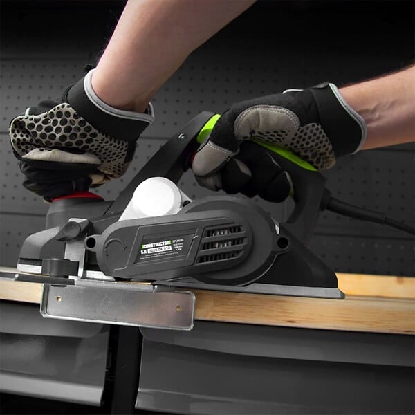 CONSTRUCTOR - Rabot électrique 900W - large
