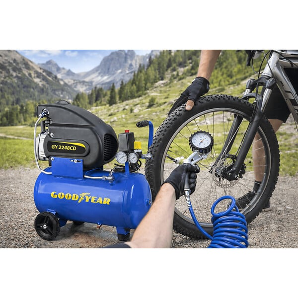 GOODYEAR - Compresseur d'air 24 Litres 8 bar 165L/min Manomètres Gonflage Soufflage Outils Pneumatiques GOODYEAR - large