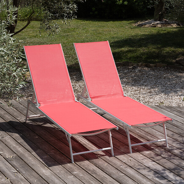 HAPPY GARDEN - Lot de 2 bains de soleil pliants SICILIA en textilène rose - structure blanche - large