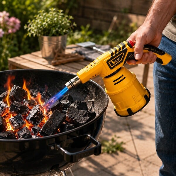 INTEC - Lampe à Souder Gaz 1300W Chalumeau Multifonction 1200°C Allumage Piézo Flamme Réglable Cartouche 190g Allumage Barbecue INTEC - large