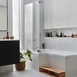 JACOB DELAFON - Pack baignoire bain douche 160 x 90  Neo version gauche + pare bain chromé + tablier en niche - vignette