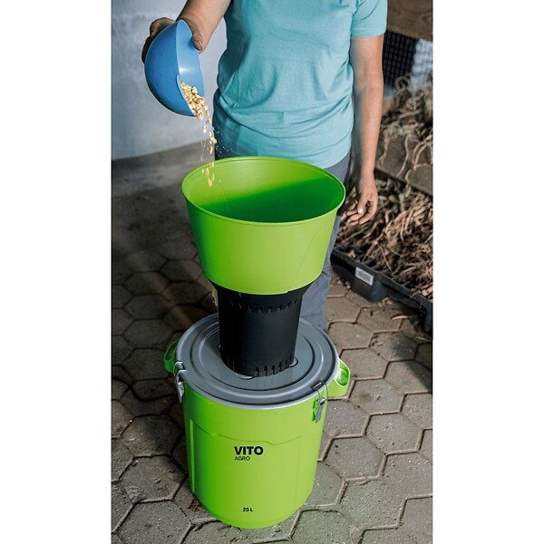 VITO - Moulin à Grains électrique 25L 1300W 5 tamis 2 à 8 mm Débit 300 kg/h - Broyeur Céréales Maïs Épices & Aliments pour Animaux VITO - large