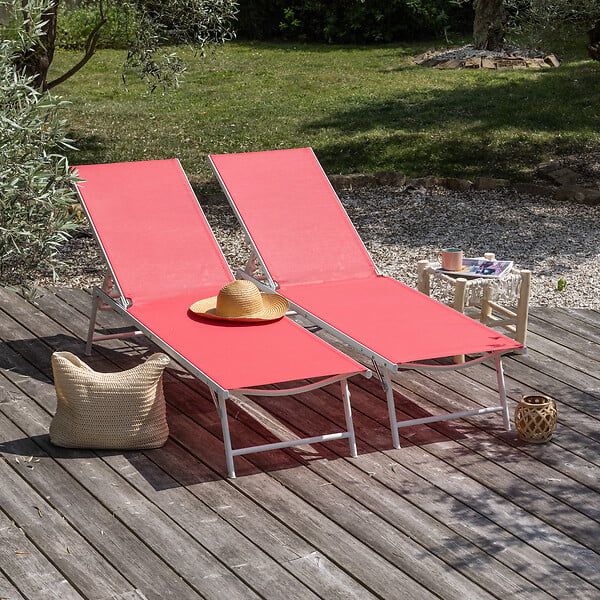HAPPY GARDEN - Lot de 2 bains de soleil pliants SICILIA en textilène rose - structure blanche - large