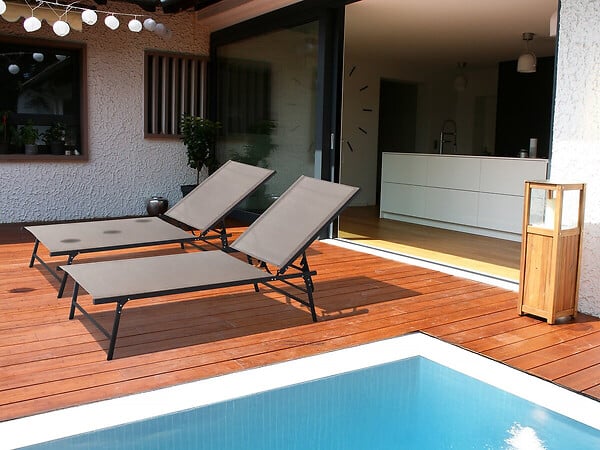 HABITAT ET JARDIN - Lot de 2 bains de soleil en métal "Sublima" - 180 x 54 x 104 cm - Taupe - large