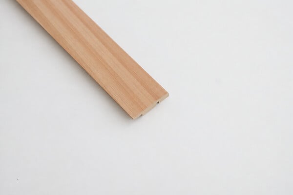 MODE DE VIE - Plinthe hêtre 14x58x2400mm pefc 70% - large