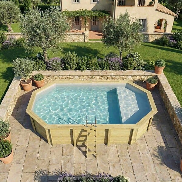 ALTANKA - Piscine hors sol en bois NEMO 7.3 x 3.97 - H.1.45 m avec plage, gris clair, cadre en métal - sans dalle - BAS7305OSPU2+PLA305 - large