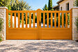 GD MENUISERIES - Portail bois ajouré Méranti – Traverse droite – L 3 m x H 1,50 m - vignette
