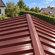 MCCOVER - Faîtière crantée 2,1 m 180 x 180 mm pour plaque nervurée acier 900/25 Rouge 8012, L.210 cm - vignette