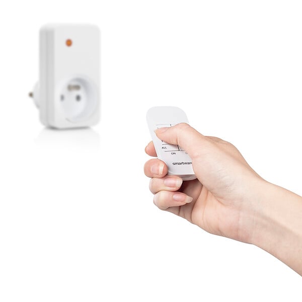 SMARTWARES - Kit de 3 prises commandées avec télécommande - large