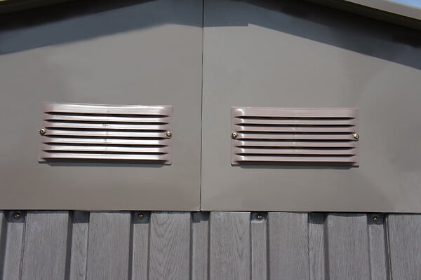 CHALET & JARDIN - Abri métal SU 4.29 - Gris bois vieilli - L.261xP.181xH.198cm - large