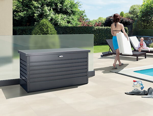 BIOHORT - Coffre de jardin en acier LeisureTime Box T 130 - Gris foncé - L.134xH.71xP.62cm - large