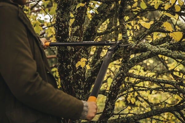 FISKARS - Coupe-branches à crémaillère - FiberComp - 70cm - large