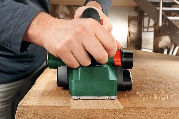 BOSCH - Rabot électrique PHO 2100 - 680W - large