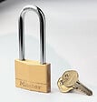 MASTER LOCK - Cadenas à clé laiton 50mm anse longue d.7xh.64mm 5 goupilles - vignette
