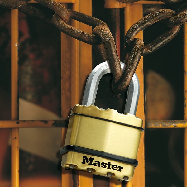 MASTER LOCK - Cadenas à clé acier laminé finition laiton 45mm anse octo d.8xh.38mm - large