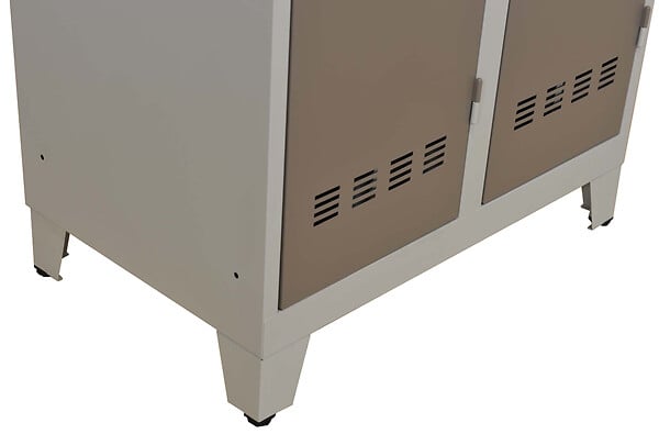 P.HENRY - Kit de 4 pieds en acier pour vestiaire - Épaisseur 1,2mm - large