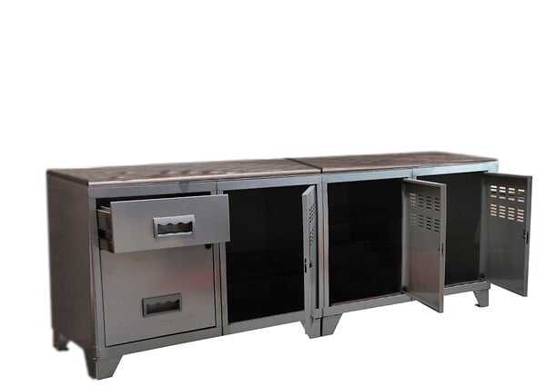 P.HENRY - Meuble TV en métal - Naya - Aluminium brillant - 160 cm - large