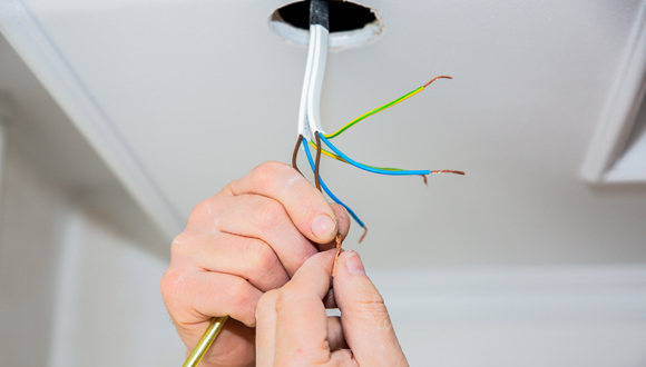 Installer Une Suspension Luminaire